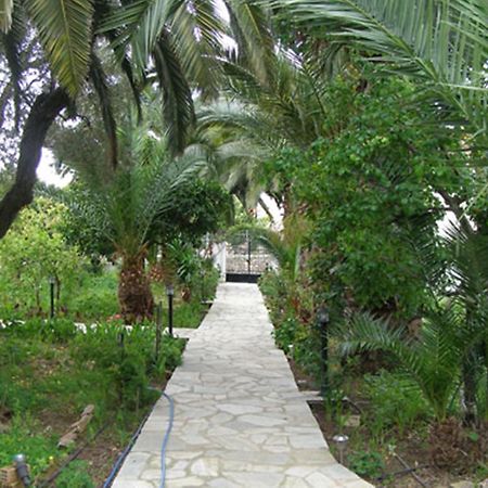 Menelaos Apartments Lefokastro Dış mekan fotoğraf