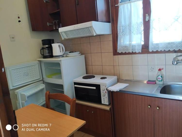 Menelaos Apartments Lefokastro Dış mekan fotoğraf