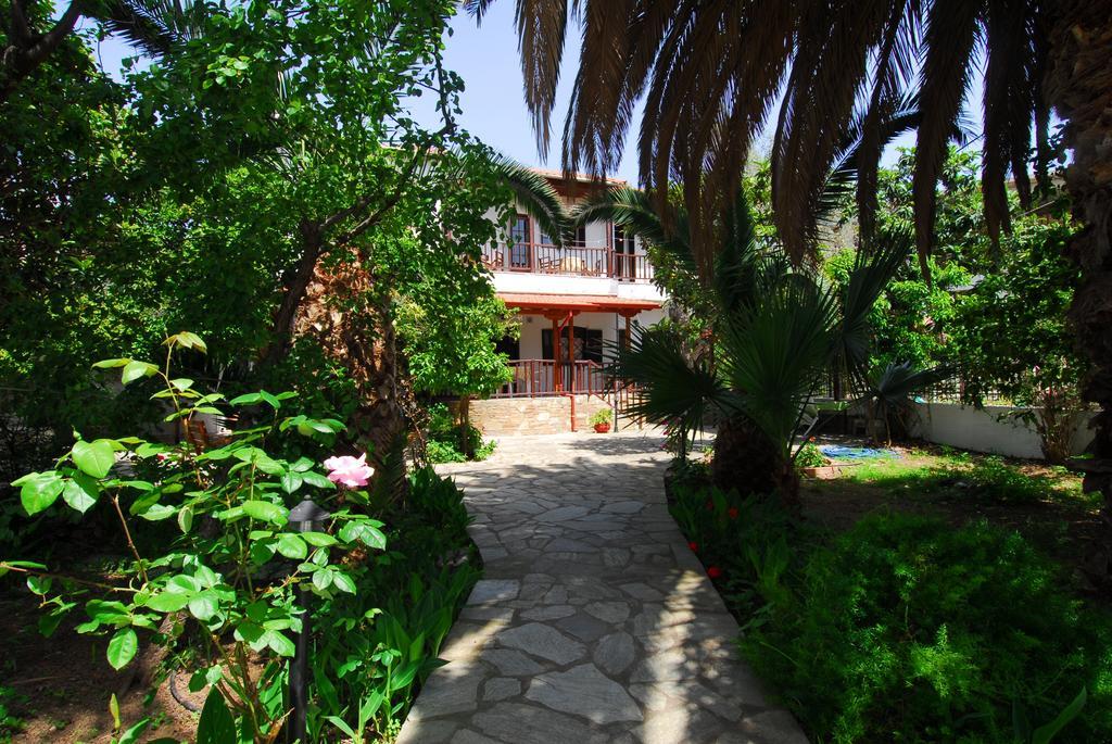 Menelaos Apartments Lefokastro Dış mekan fotoğraf