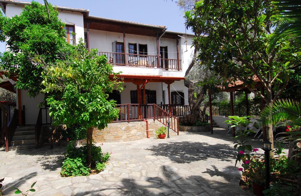 Menelaos Apartments Lefokastro Dış mekan fotoğraf