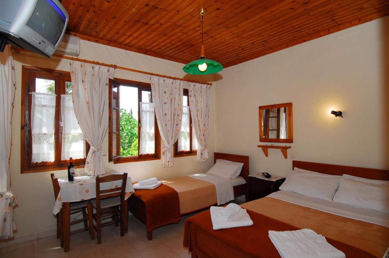 Menelaos Apartments Lefokastro Dış mekan fotoğraf